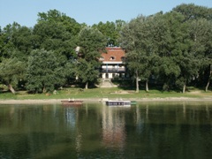 Regatta Hotel Szigetmonostor